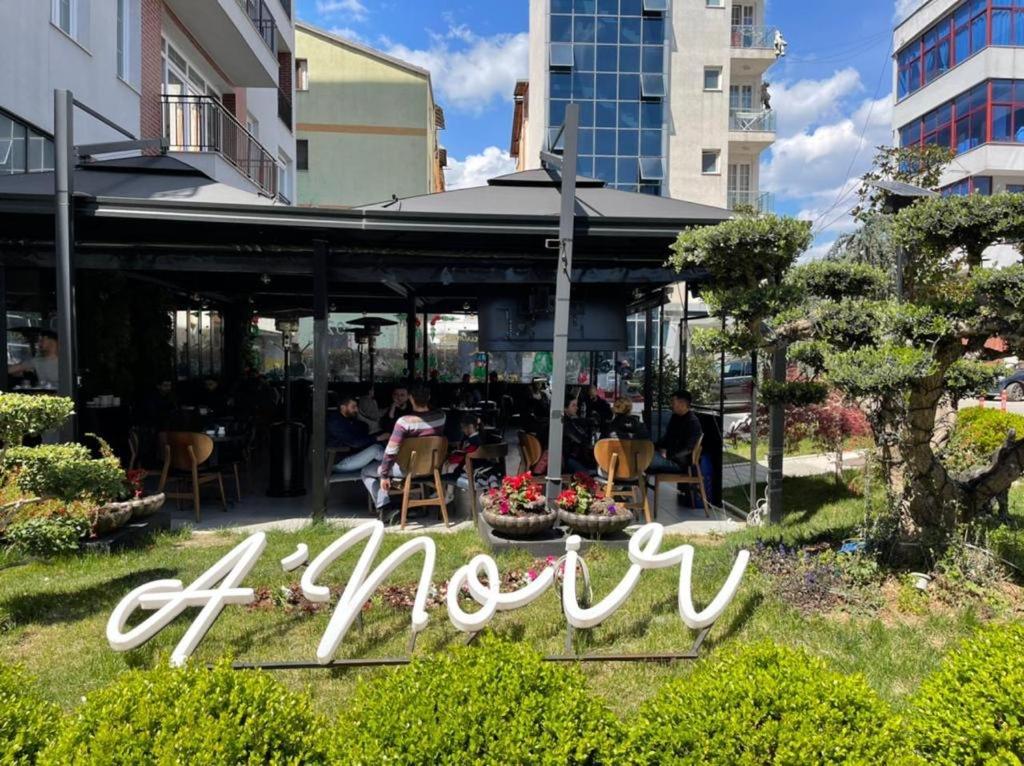 Lovely Apartment Tiran Dış mekan fotoğraf